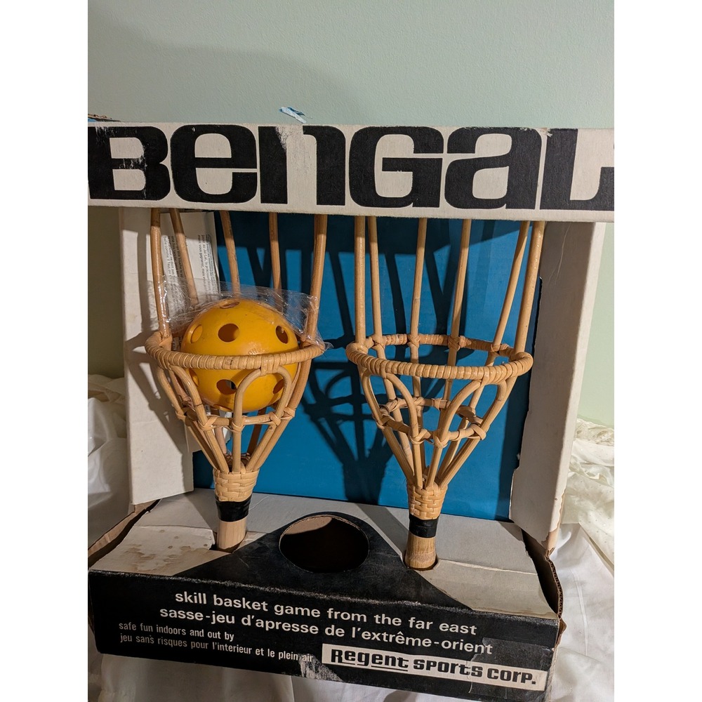 Vintage Bengal Skill Basket Game Regent Sports Irwin Toy Rattan Bamboo Scoops